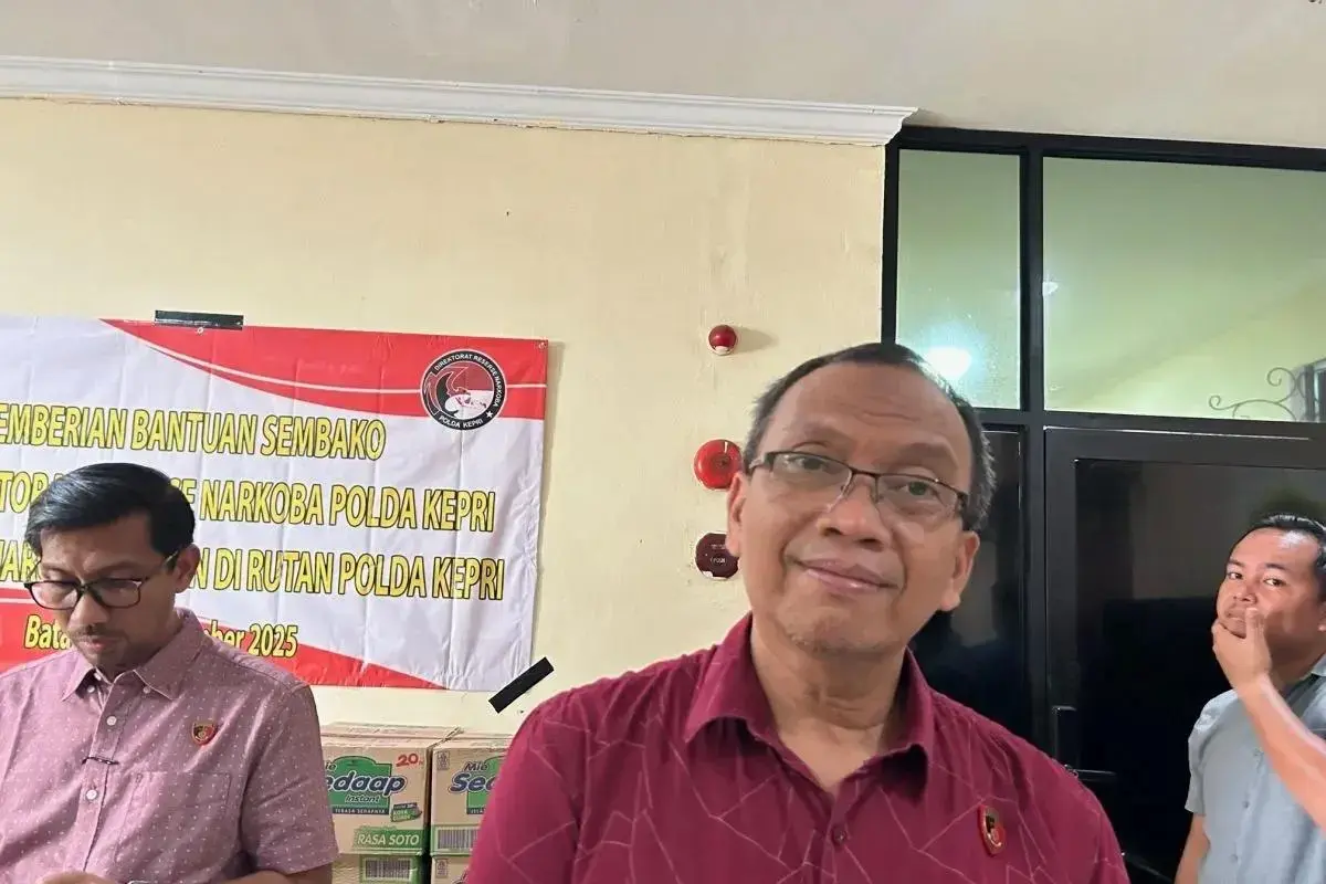 riau-islands-police-expose-port-official-in-massive-vape-etomidate-smuggling-scandal-from-malaysia