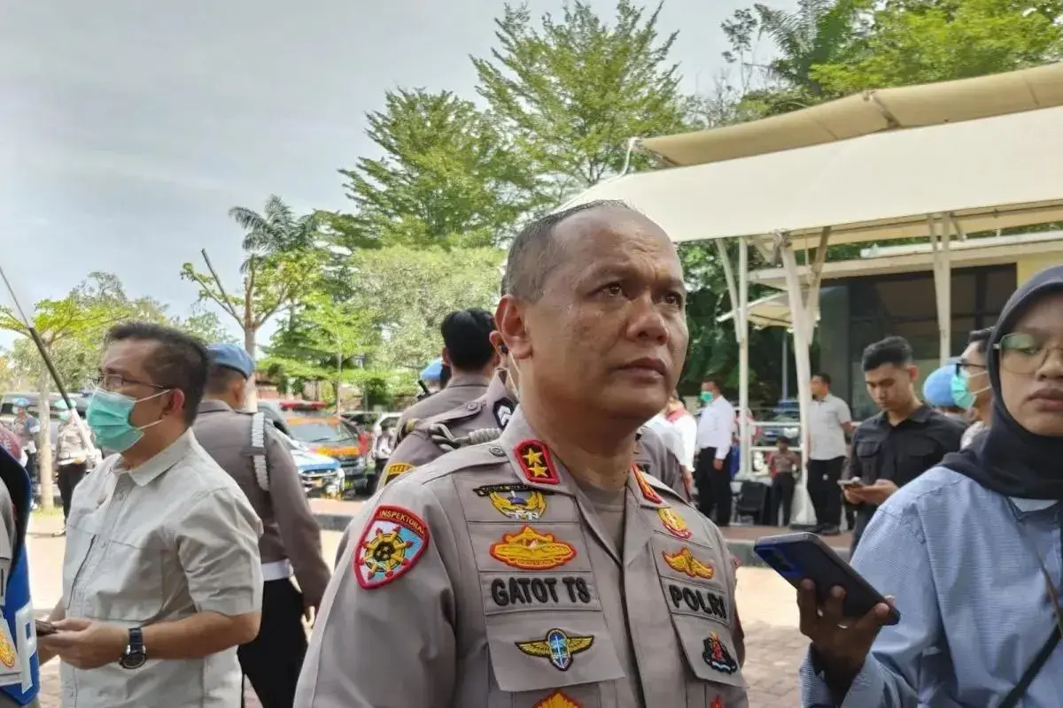 no-days-off-for-officers-in-disaster-response-west-sumatra-police-chief